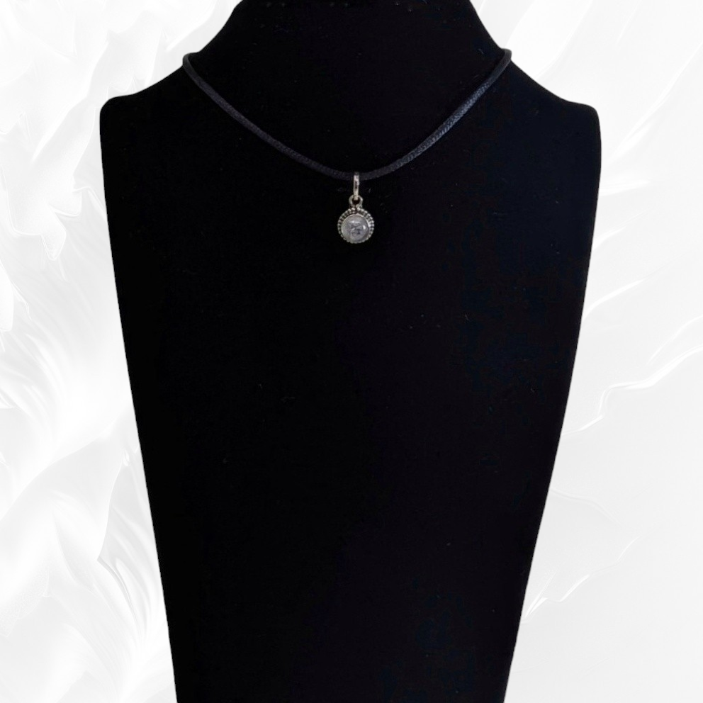 925 Sterling Silver Women Pendant With Authentic Rainbow Moonstone