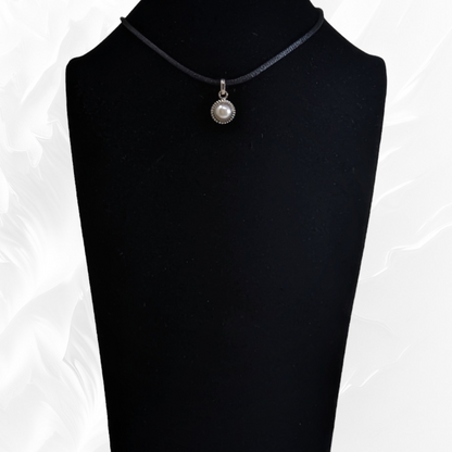 925 Sterling Silver Women Pendant With Authentic Freshwater Pearl