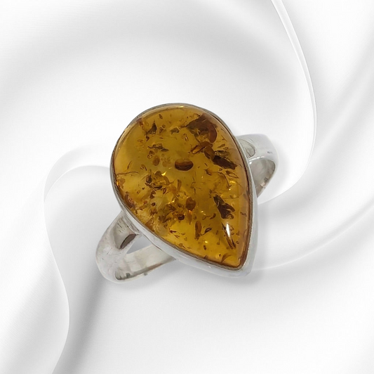 925 Sterling Silver Women's Ring with Natural Amber