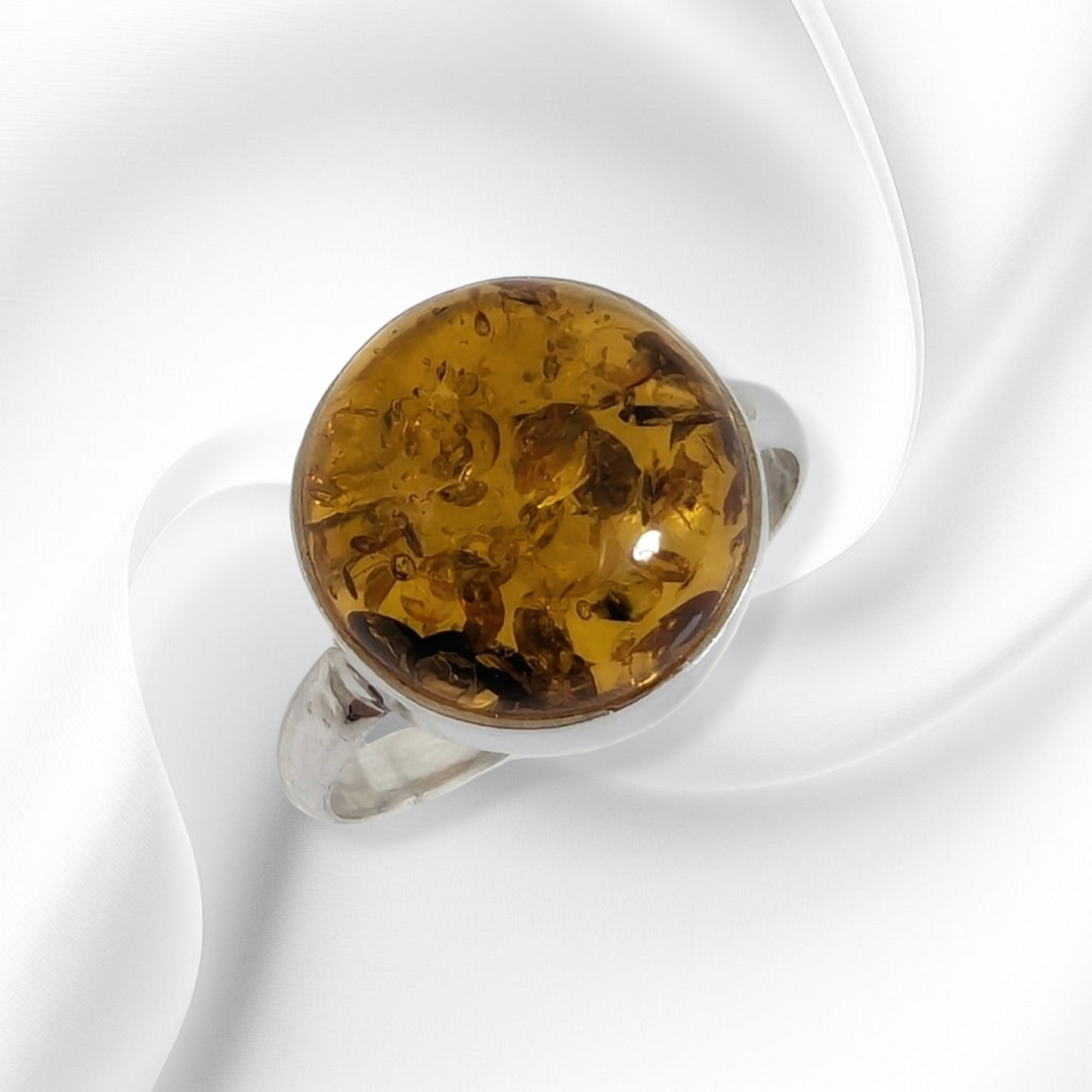 925 Sterling Silver Women's Ring with Natural Amber
