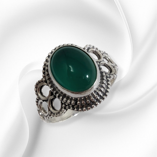 925 Sterling Silver Women's Ring with Authentic Green Onyx Gemstone