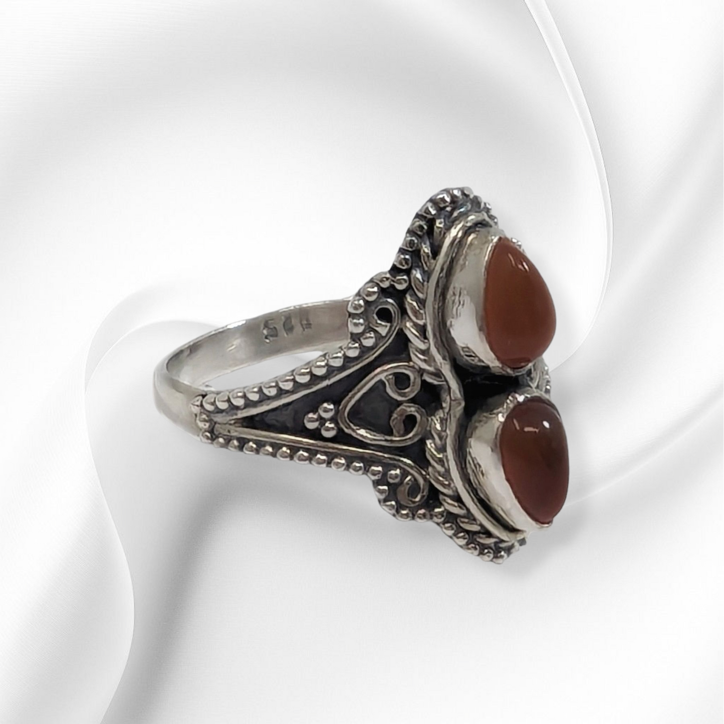 925 Sterling Silver Women's Ring with Authentic Carnelian Gemstones