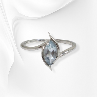 925 Sterling Silver Women's Ring with Authentic Blue Topaz