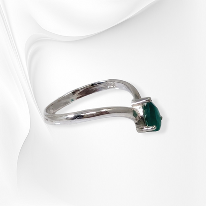 925 Sterling Silver Women's Ring with Authentic Green Onyx Gemstone