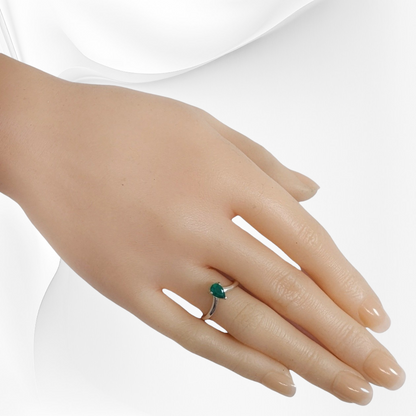 925 Sterling Silver Women's Ring with Authentic Green Onyx Gemstone