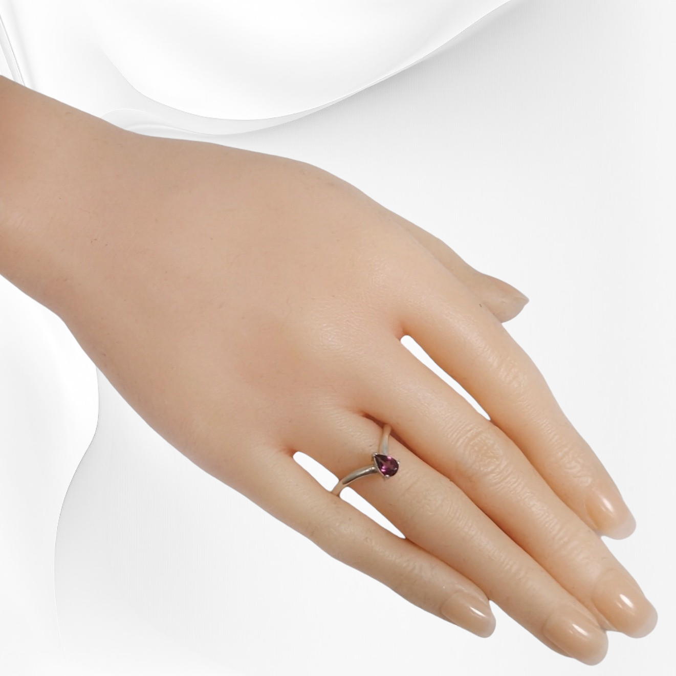 925 Sterling Silver Women's Ring with Authentic Rhodolite Garnet Gemstone