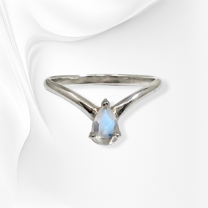 925 Sterling Silver Women's Ring with Authentic Moonstone Gemstone