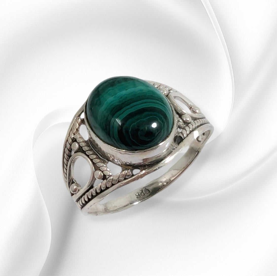 925 Sterling Silver Women's Ring with Authentic Malachite Gemstone