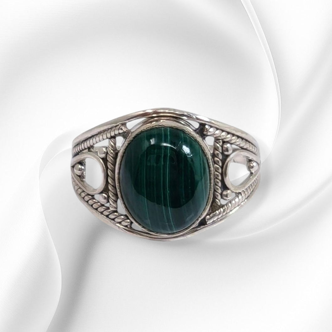 925 Sterling Silver Women's Ring with Authentic Malachite Gemstone