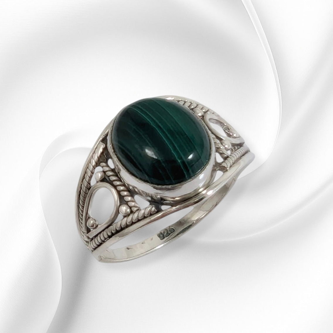 925 Sterling Silver Women's Ring with Authentic Malachite Gemstone