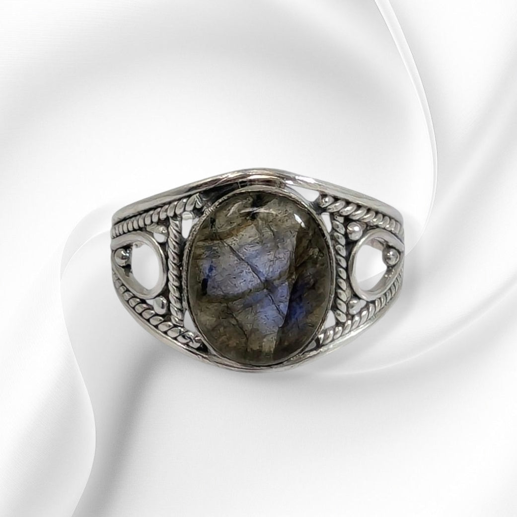 925 Sterling Silver Women's Ring with Authentic Labradorite Gemstone