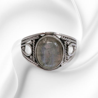 925 Sterling Silver Women's Ring with Authentic Labradorite Gemstone