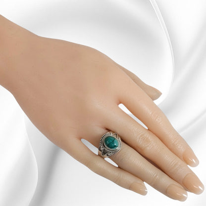 925 Sterling Silver Women's Ring with Authentic Malachite Gemstone