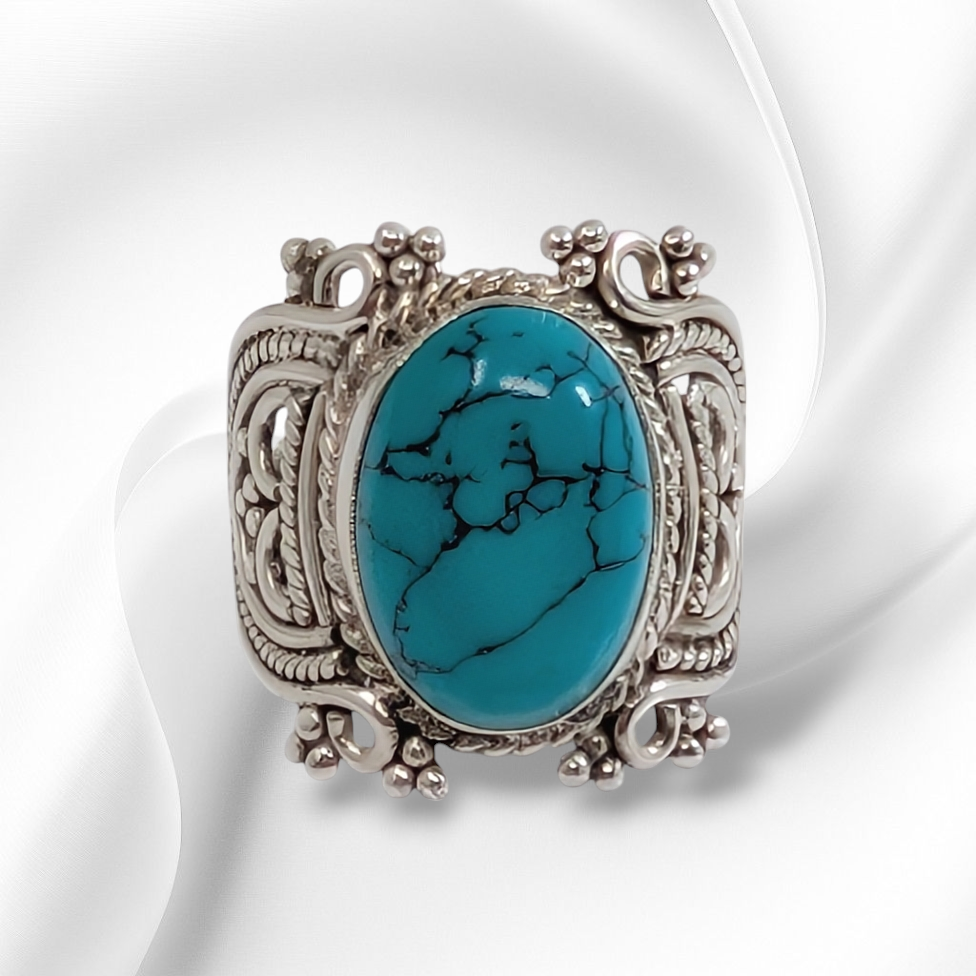925 Sterling Silver Women's Ring with Authentic Turquoise Gemstone