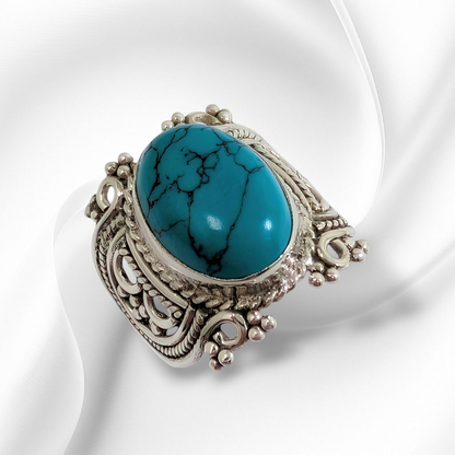 925 Sterling Silver Women's Ring with Authentic Turquoise Gemstone