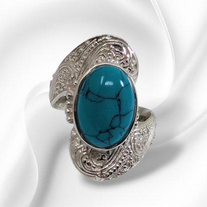 925 Sterling Silver Women's Ring with Authentic Turquoise Gemstone