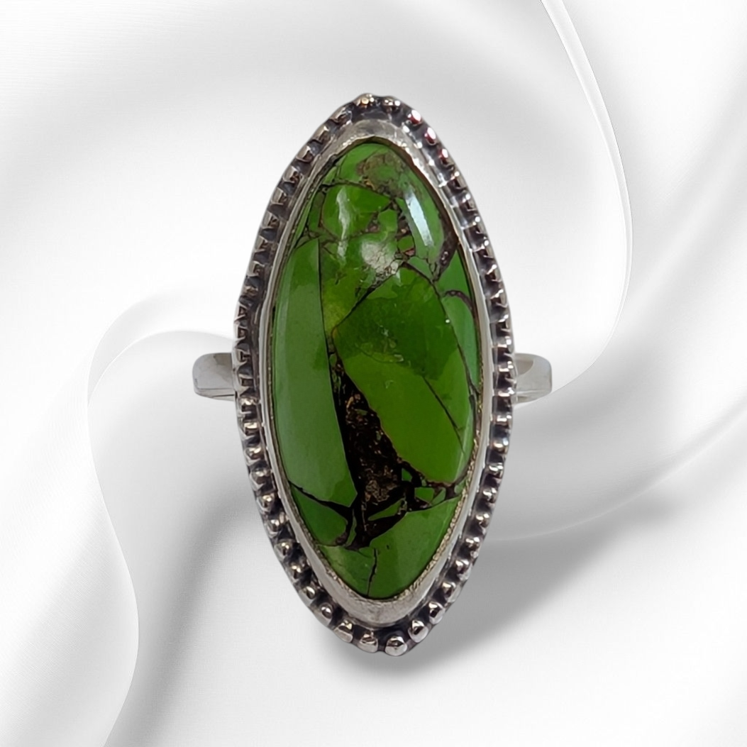 925 Sterling Silver Women's Ring with Authentic Green Copper Turquoise Gemstone