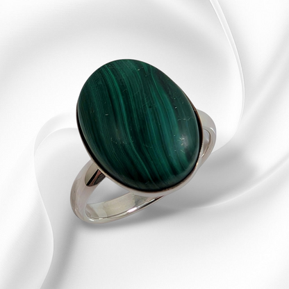 925 Sterling Silver Women's Ring with Authentic Malachite Gemstone