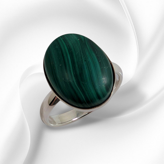 925 Sterling Silver Women's Ring with Authentic Malachite Gemstone