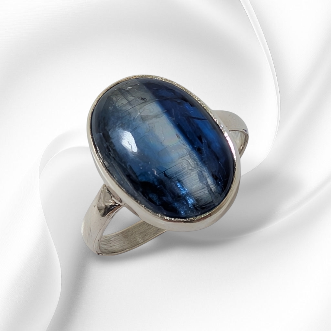 925 Sterling Silver Women's Ring with Authentic Kyanite Gemstone