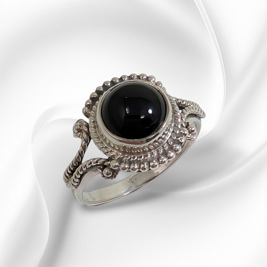 925 Sterling Silver Women's Ring With Authentic Black Onyx Gemstone