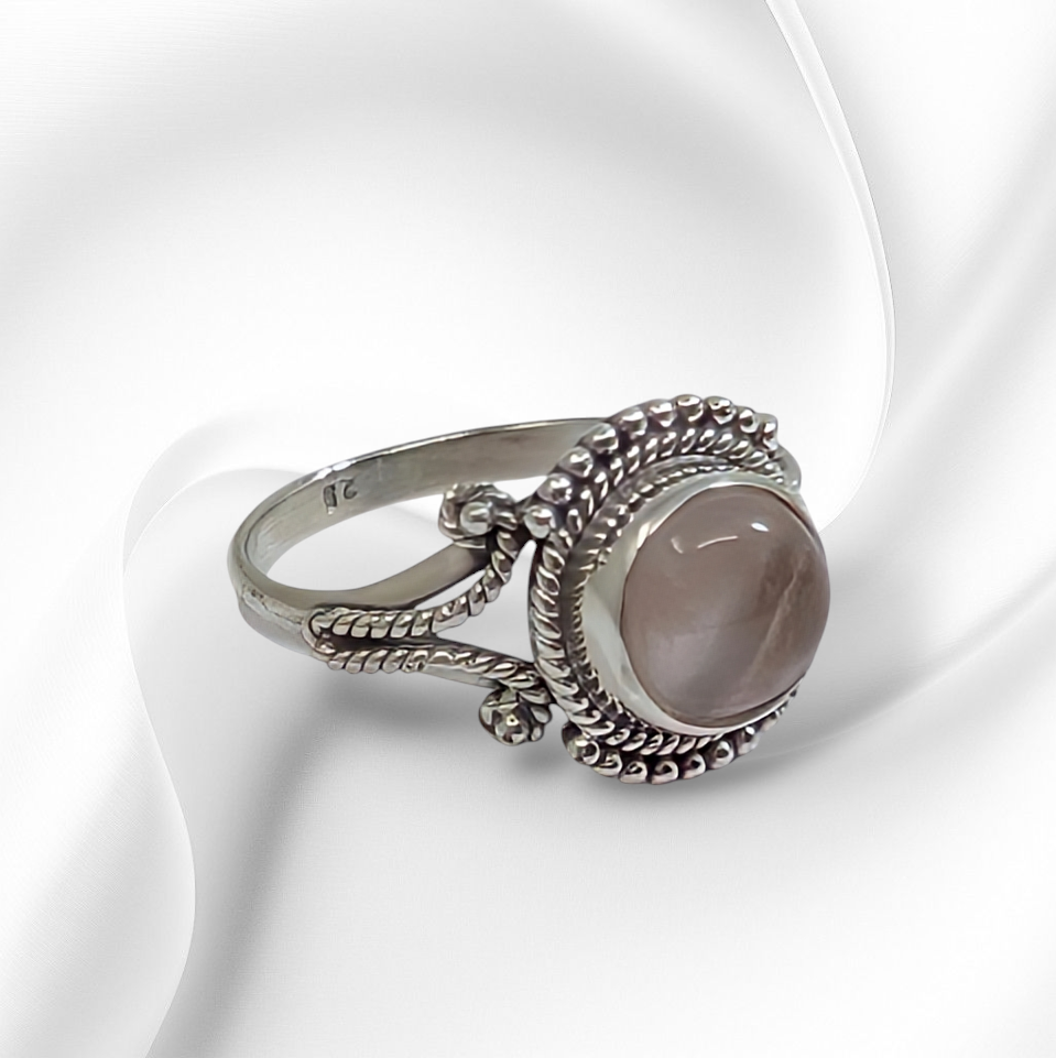 925 Sterling Silver Women's Ring With Authentic Rose Quartz