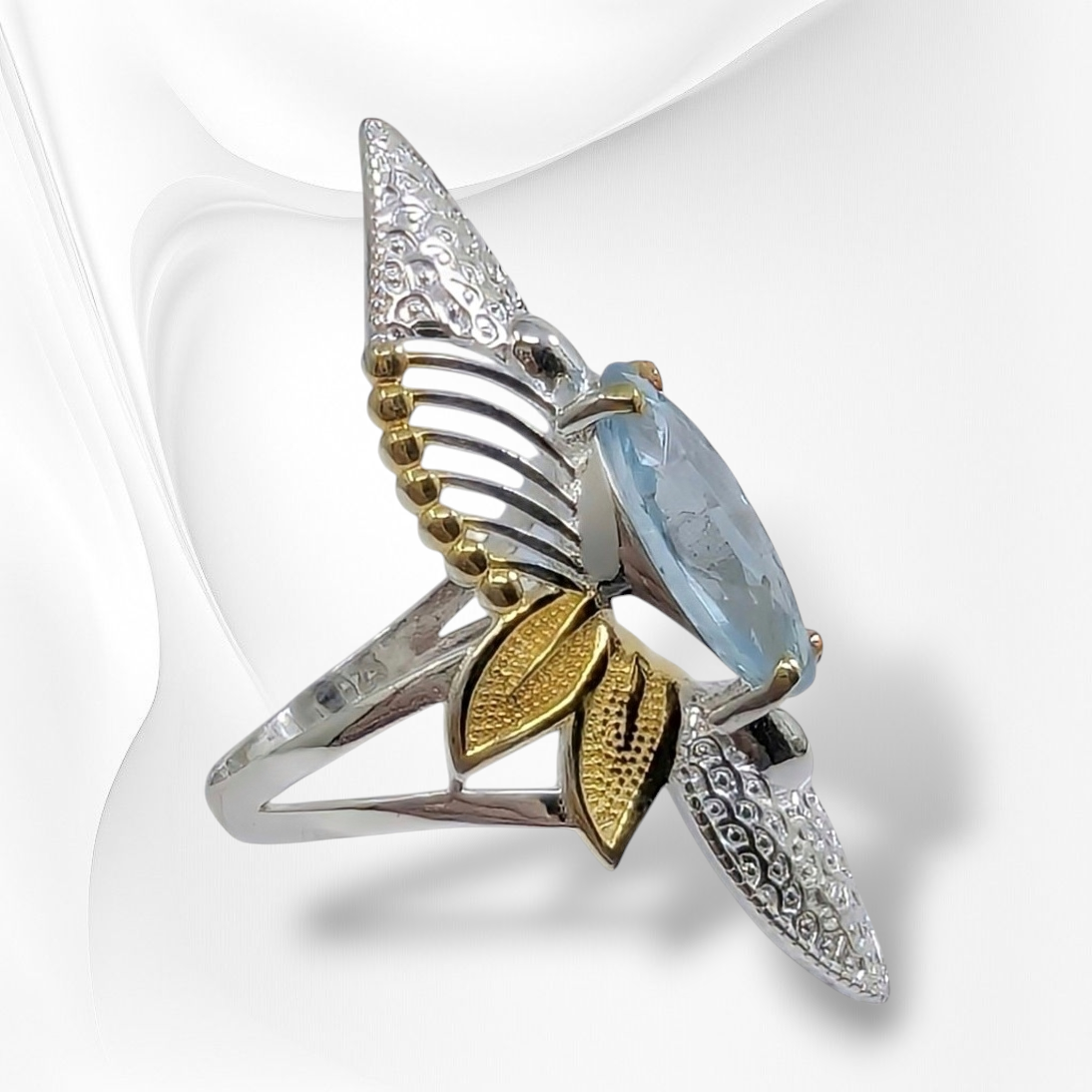 925 Sterling Silver Women's Ring with Authentic Blue Topaz