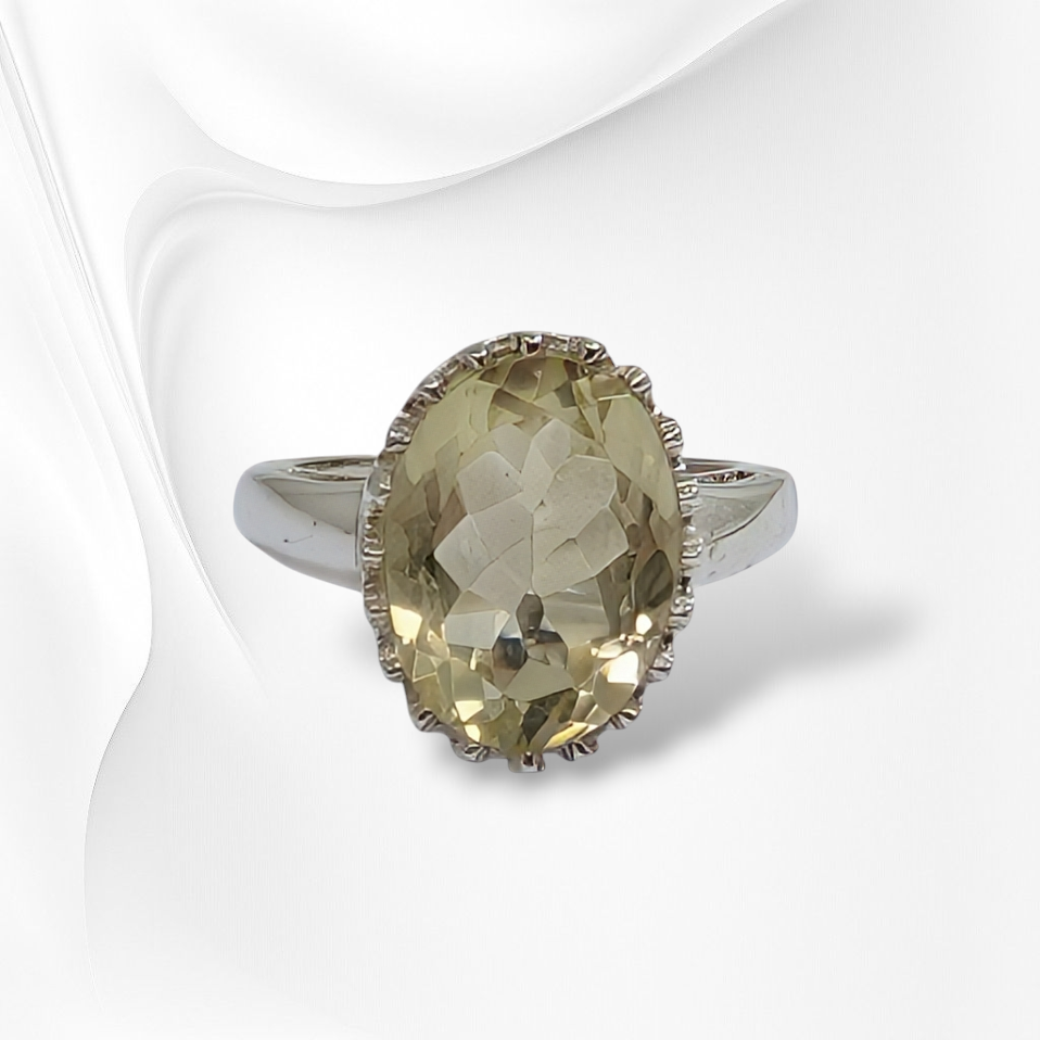 925 Sterling Silver Women's Ring with Authentic Lemon Topaz