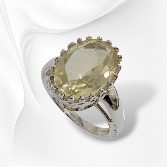 925 Sterling Silver Women's Ring with Authentic Lemon Topaz