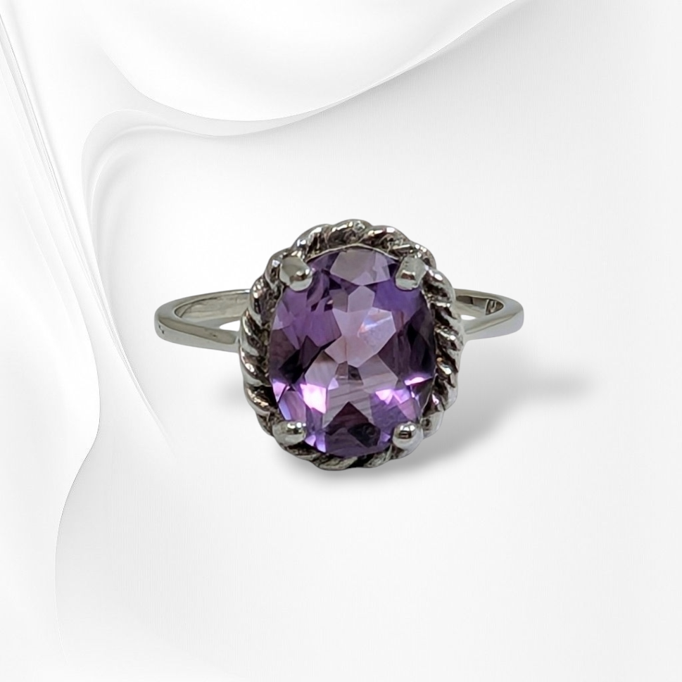 925 Sterling Silver Women's Ring with Authentic Amethyst Gemstone