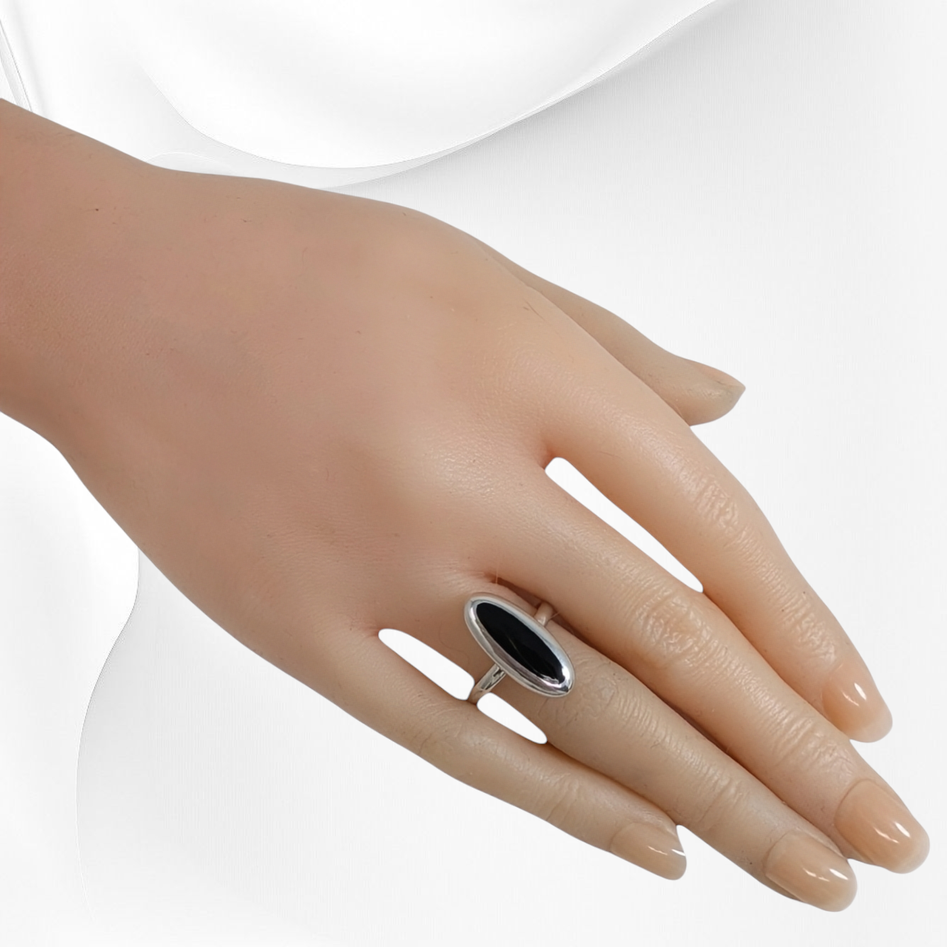 925 Sterling Silver Women Ring with Authentic Black Onyx Gemstone