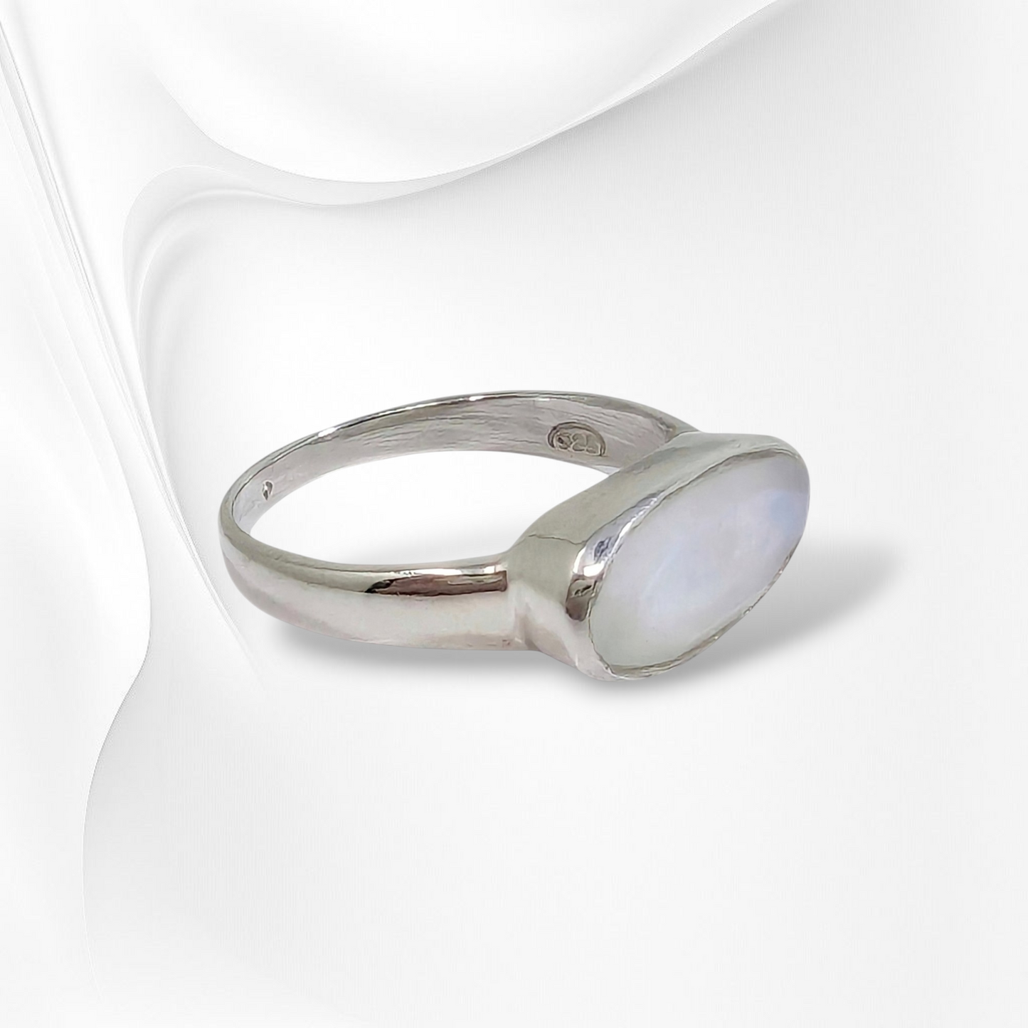 925 Sterling Silver Women Ring with Authentic Moonstone Gemstone