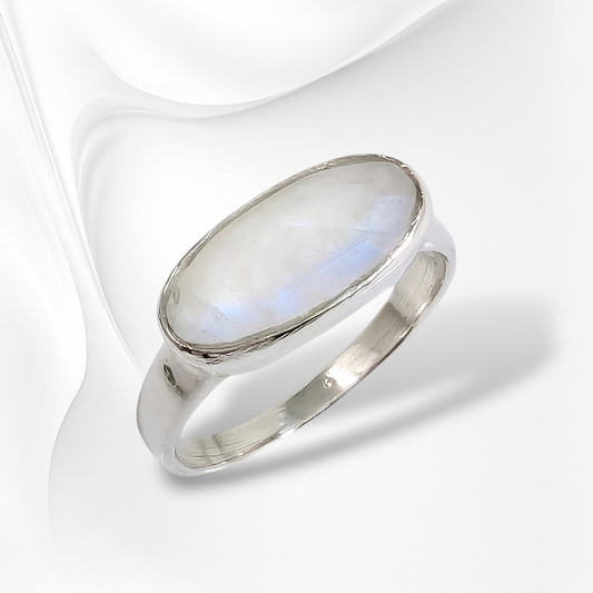 925 Sterling Silver Women Ring with Authentic Moonstone Gemstone