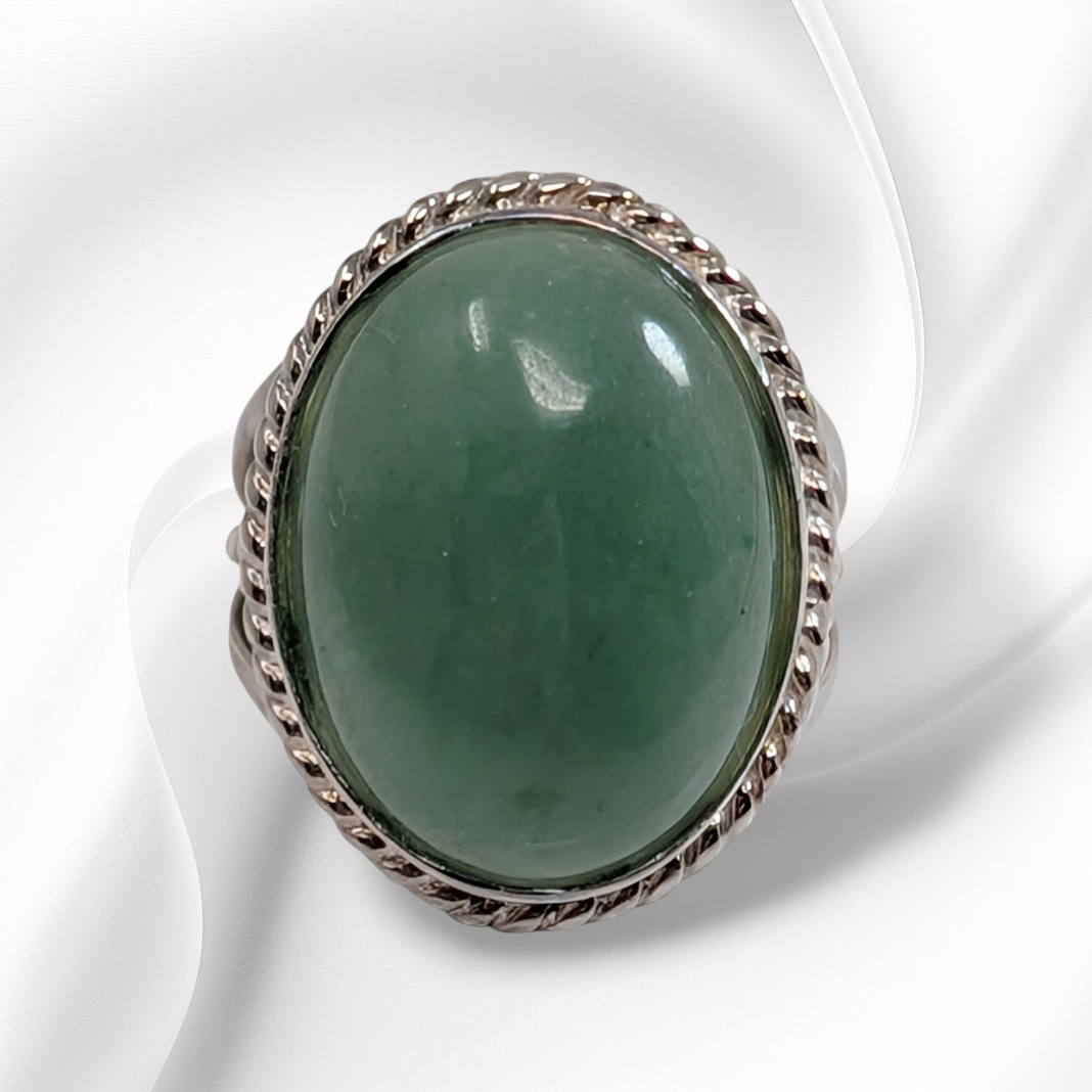 925 Sterling Silver Women's Ring with Authentic Green Quartz