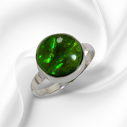 925 Sterling Silver Women's Ring with Authentic Green Opal