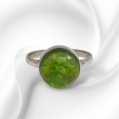 925 Sterling Silver Women's Ring with Authentic Green Opal