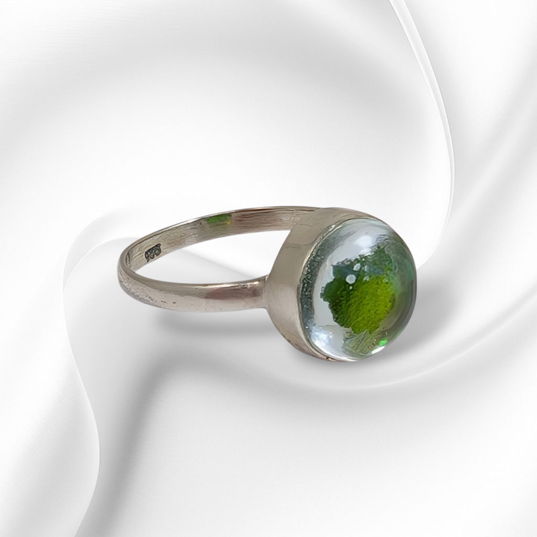 925 Sterling Silver Women's Ring with Authentic Green Opal