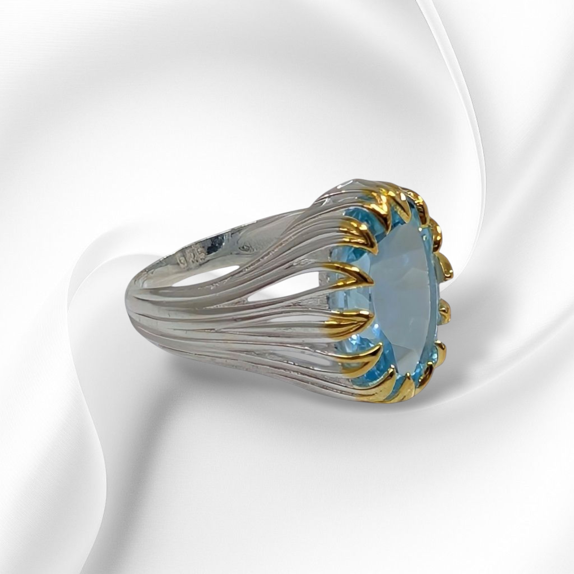 925 Sterling Silver Women's Ring with Authentic Blue Topaz