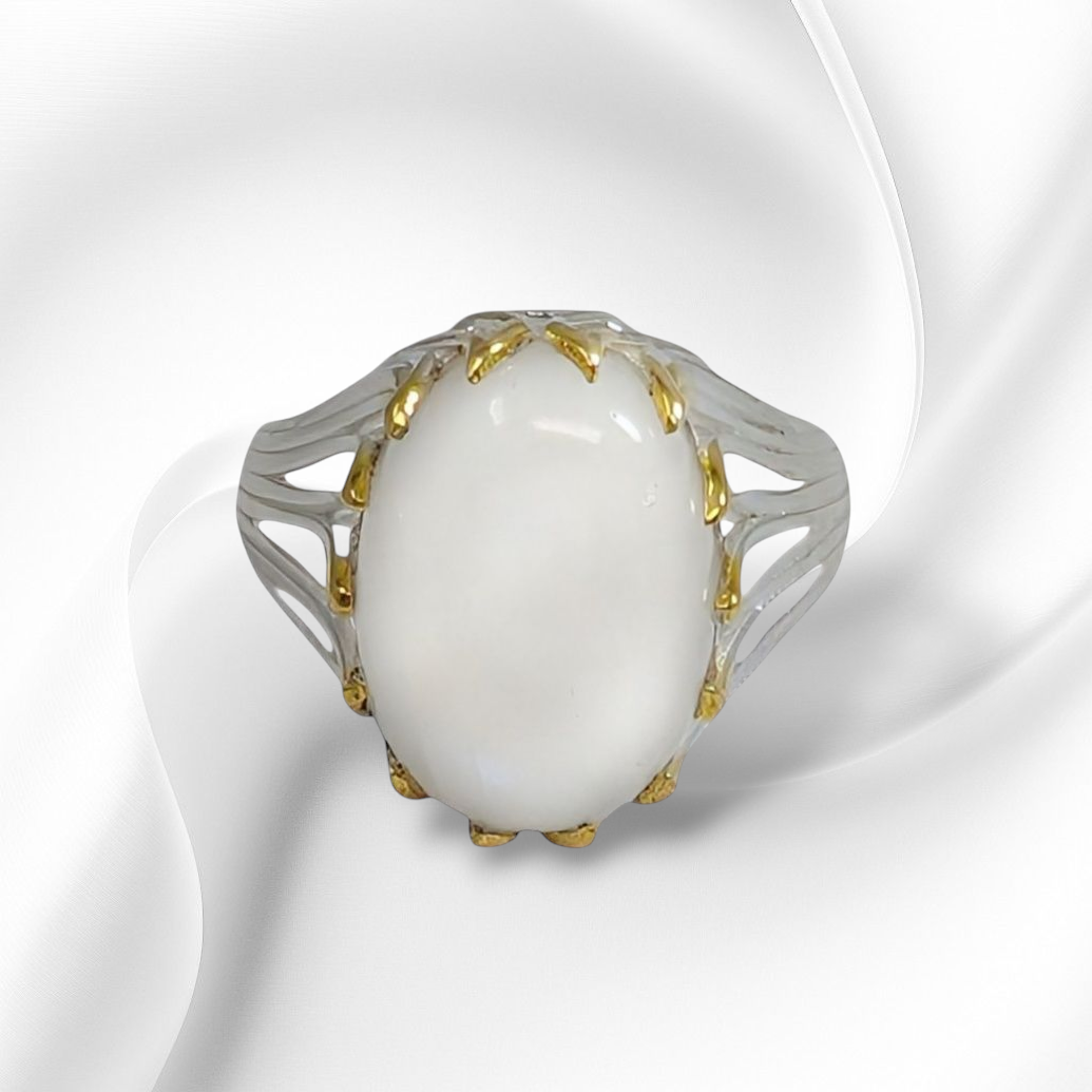 925 Sterling Silver Women's Ring with Authentic Moonstone Gemstone