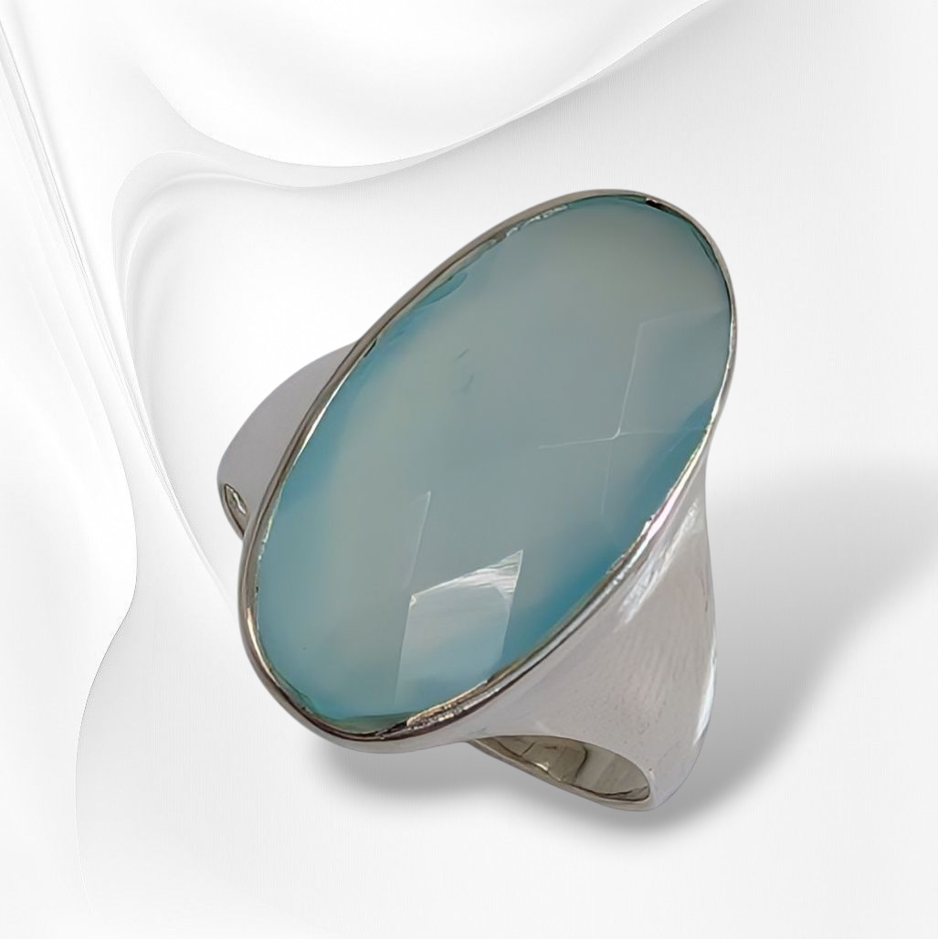 925 Sterling Silver Women's Ring with Authentic Chalcedony Aqua Gemstone