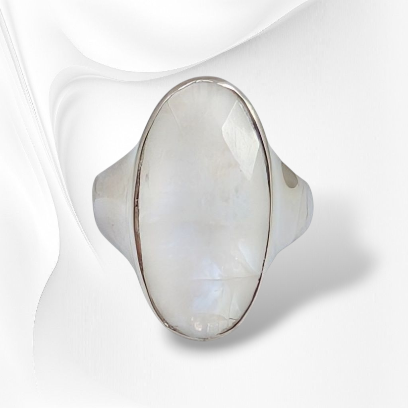 925 Sterling Silver Women's Ring with Authentic Moonstone Gemstone